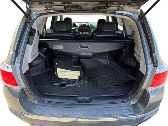 used 2012 Toyota Highlander car, priced at $13,642