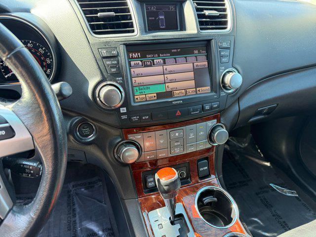 used 2012 Toyota Highlander car, priced at $13,642