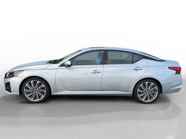 used 2023 Nissan Altima car, priced at $19,999