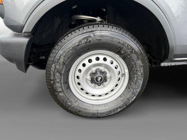 new 2025 Ford Bronco car, priced at $44,580