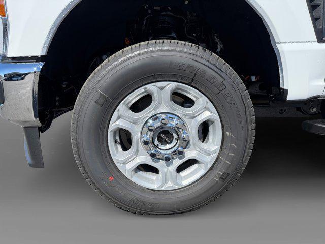 new 2025 Ford F-350 car, priced at $61,000