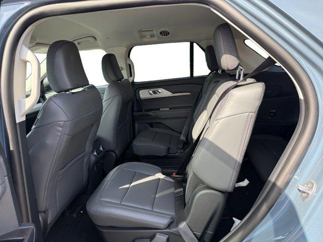new 2025 Ford Explorer car, priced at $45,760