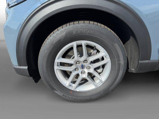 new 2025 Ford Explorer car, priced at $45,760