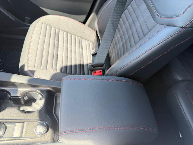 new 2025 Ford Explorer car, priced at $49,370