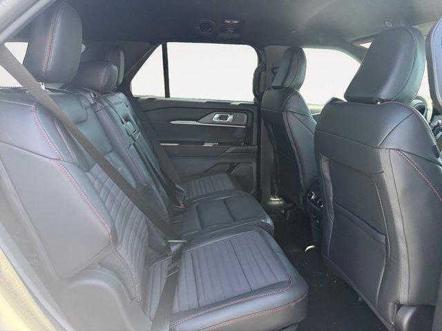 new 2025 Ford Explorer car, priced at $49,370