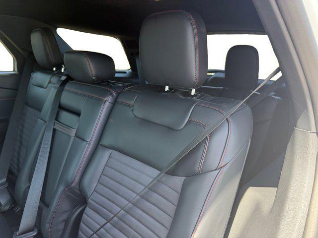 new 2025 Ford Explorer car, priced at $49,370