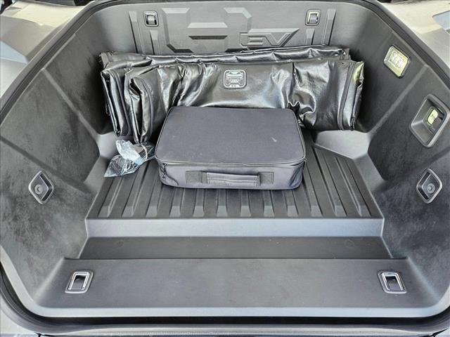 new 2025 GMC HUMMER EV Pickup car, priced at $92,106