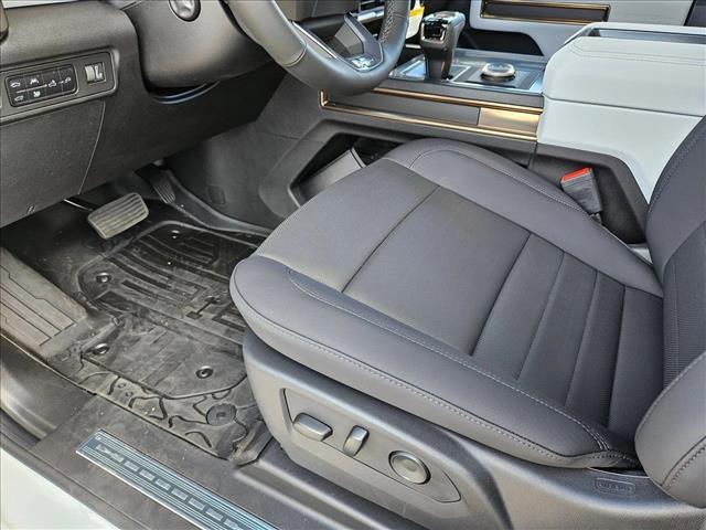 new 2025 GMC HUMMER EV Pickup car, priced at $92,106