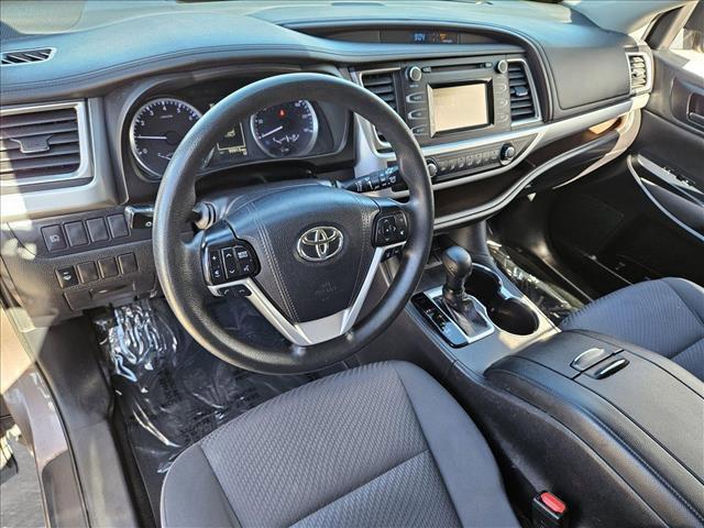 used 2019 Toyota Highlander car, priced at $22,275
