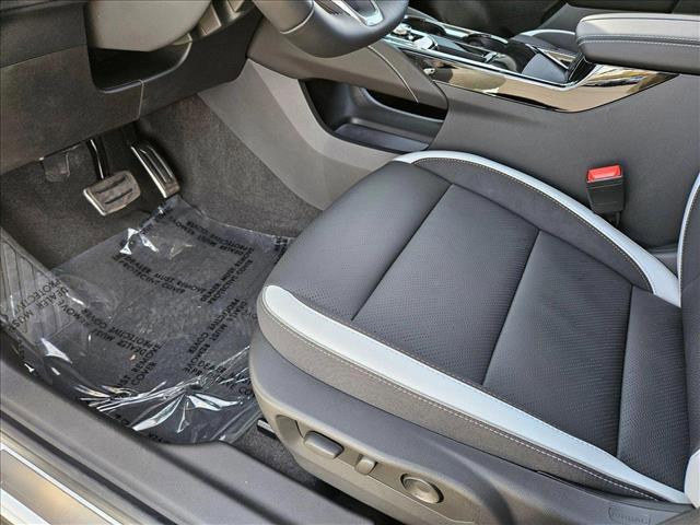 new 2025 Buick Envision car, priced at $38,901