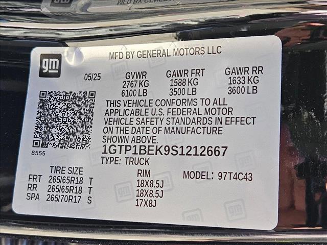 new 2025 GMC Canyon car, priced at $41,058