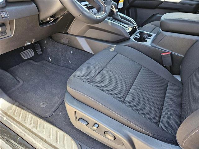 new 2025 GMC Canyon car, priced at $41,058