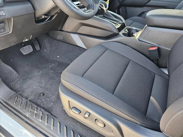 new 2025 GMC Canyon car, priced at $40,153