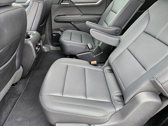 new 2025 GMC Acadia car, priced at $42,194