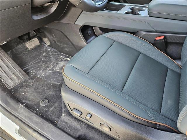 new 2025 GMC Acadia car, priced at $51,618