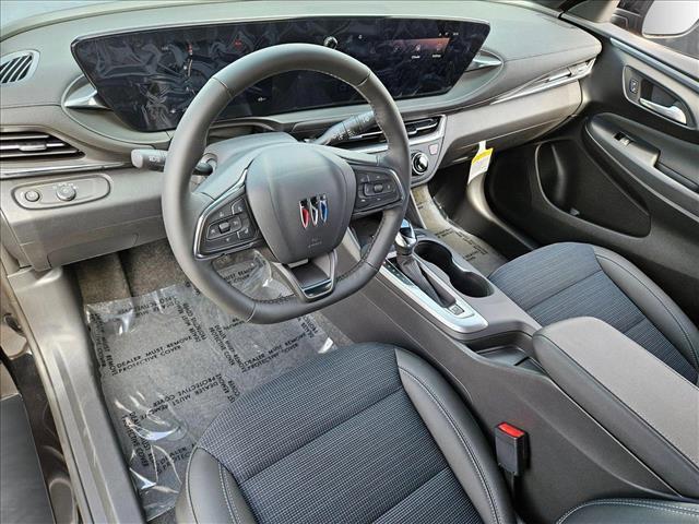 new 2025 Buick Envista car, priced at $27,043