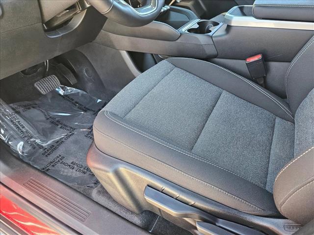 new 2025 GMC Terrain car, priced at $31,637