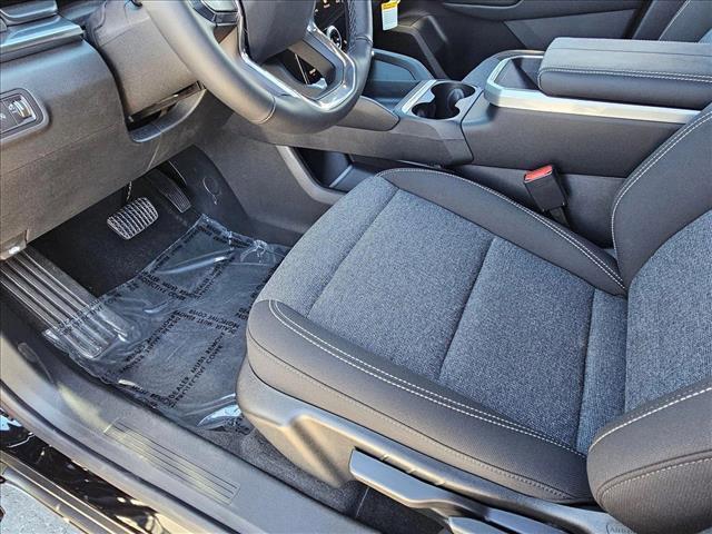 new 2025 GMC Terrain car, priced at $30,652