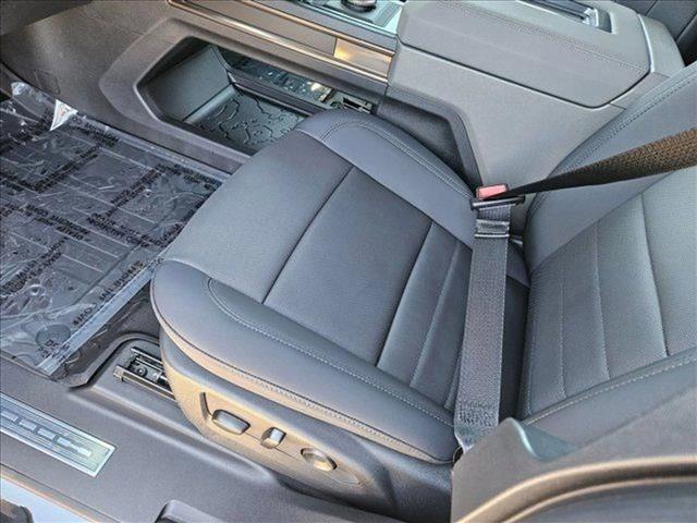 new 2025 GMC HUMMER EV SUV car, priced at $118,185