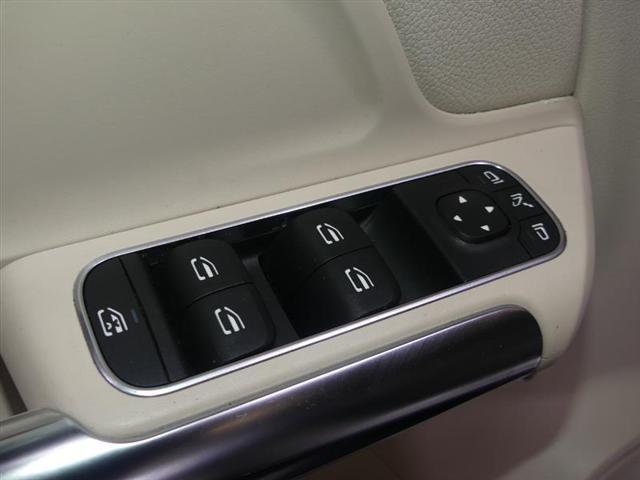 used 2021 Mercedes-Benz GLA 250 car, priced at $25,499