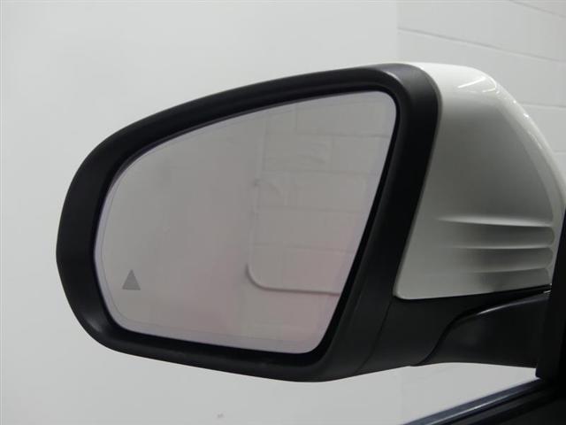 used 2021 Mercedes-Benz GLA 250 car, priced at $25,499