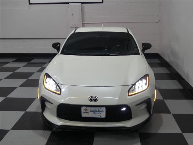 used 2022 Toyota GR86 car, priced at $27,499