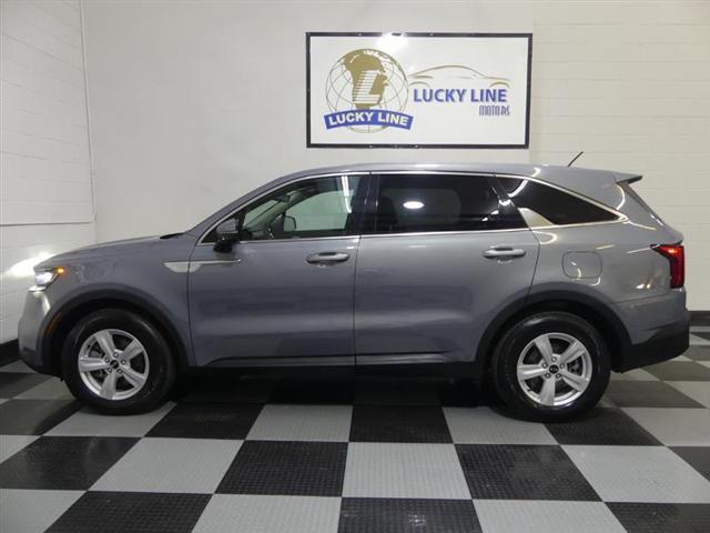 used 2021 Kia Sorento car, priced at $17,499