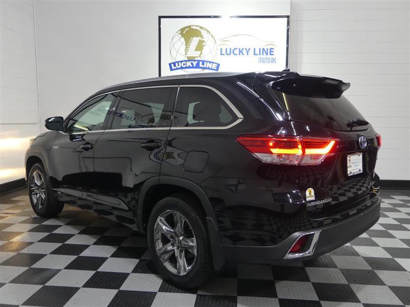 used 2017 Toyota Highlander Hybrid car, priced at $21,499