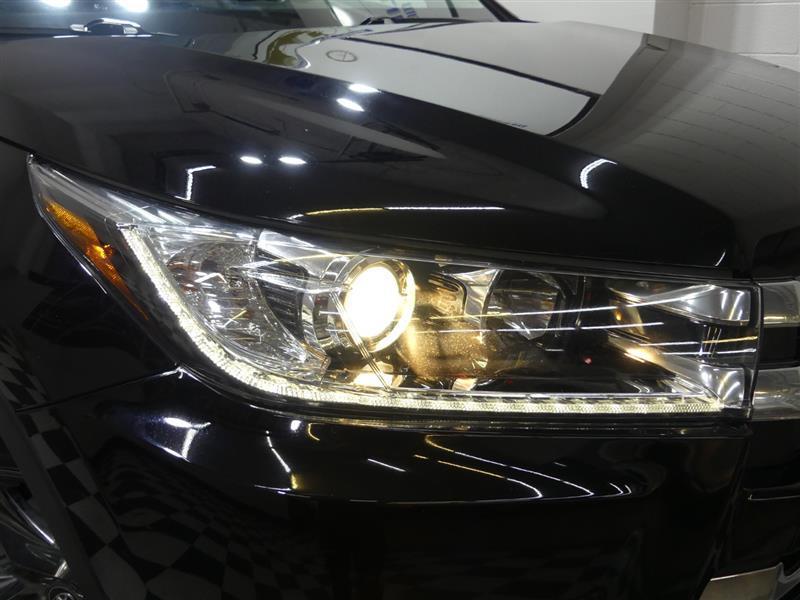 used 2017 Toyota Highlander Hybrid car, priced at $21,499