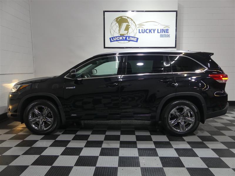 used 2017 Toyota Highlander Hybrid car, priced at $21,499