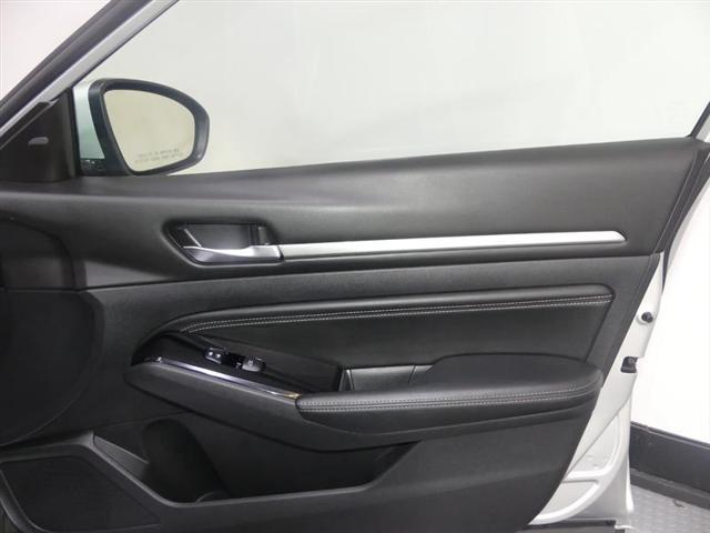 used 2020 Nissan Altima car