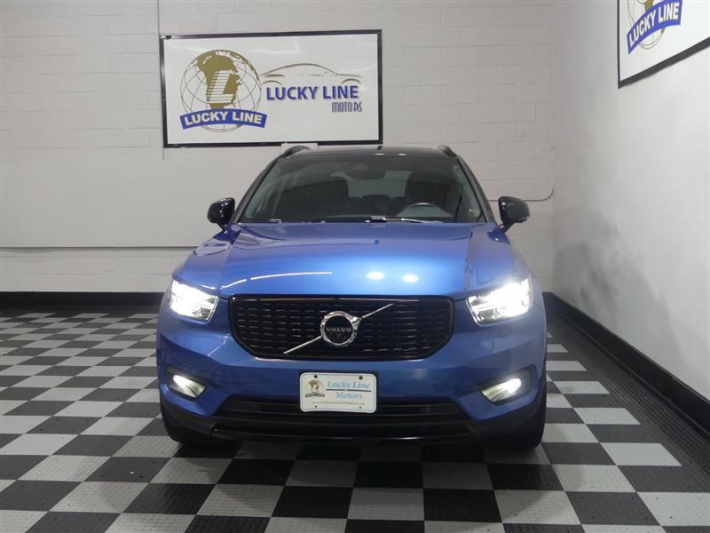 used 2020 Volvo XC40 car, priced at $18,990