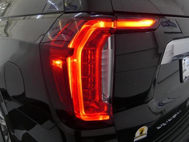 used 2022 GMC Yukon XL car