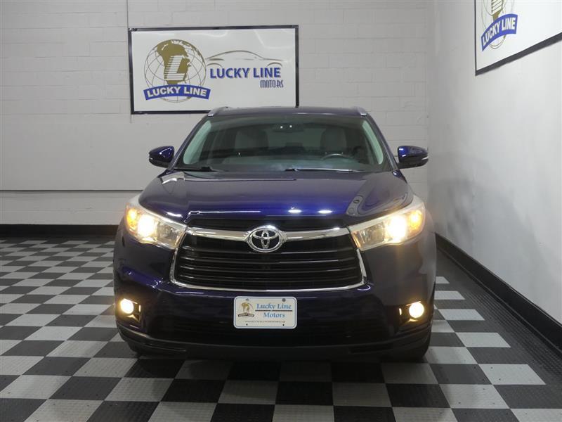 used 2015 Toyota Highlander car, priced at $18,990