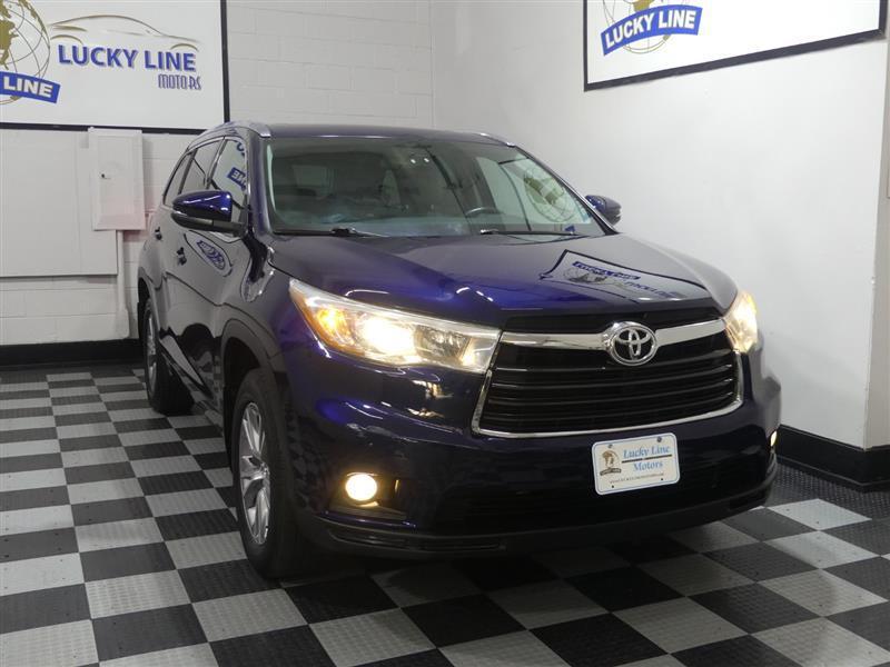 used 2015 Toyota Highlander car, priced at $18,990