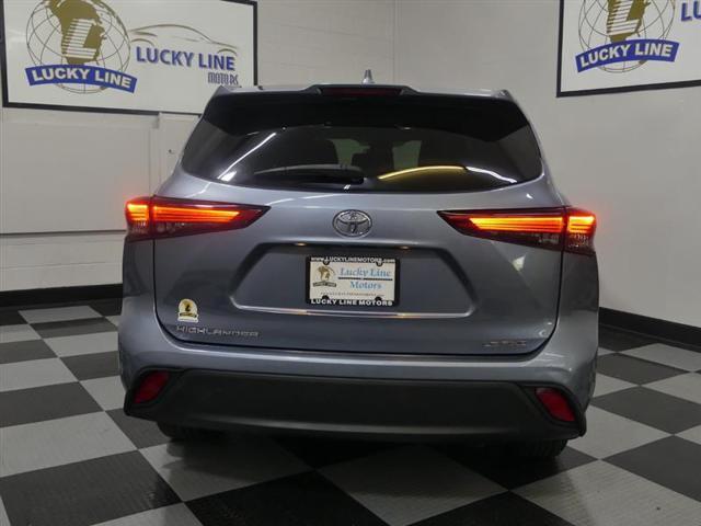 used 2021 Toyota Highlander car, priced at $30,990
