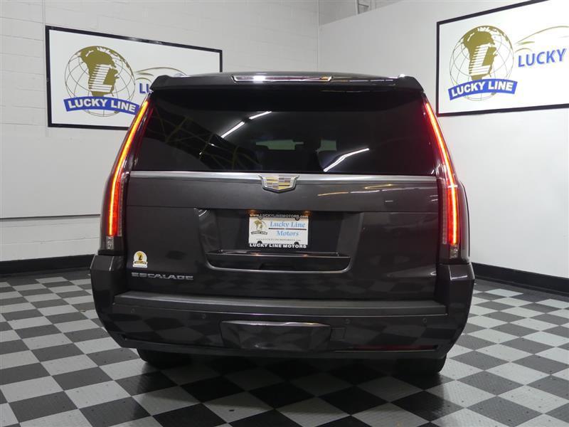 used 2015 Cadillac Escalade ESV car, priced at $20,990
