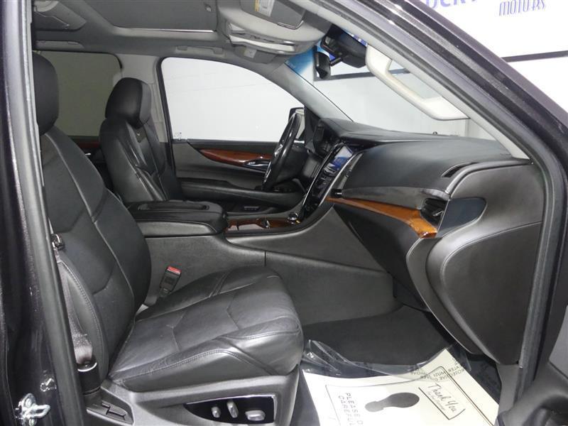 used 2015 Cadillac Escalade ESV car, priced at $20,990
