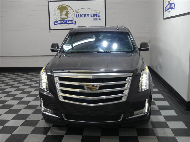 used 2015 Cadillac Escalade ESV car, priced at $20,990