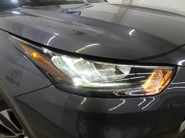 used 2020 Toyota Highlander car, priced at $28,990