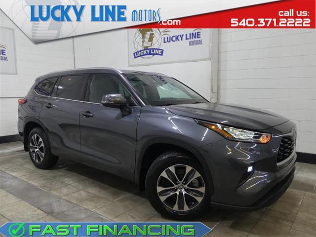 used 2020 Toyota Highlander car, priced at $28,990