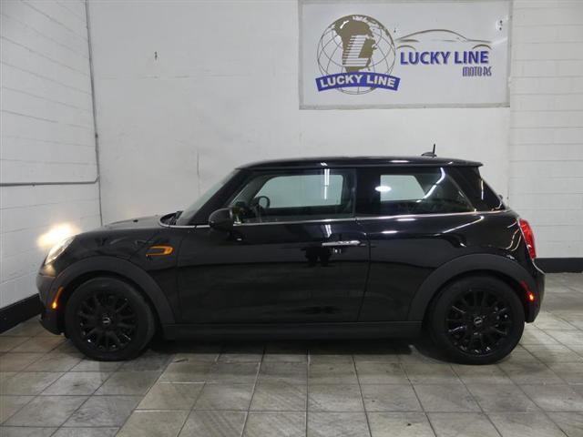 used 2018 MINI Hardtop car, priced at $11,499