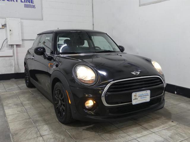 used 2018 MINI Hardtop car, priced at $11,499