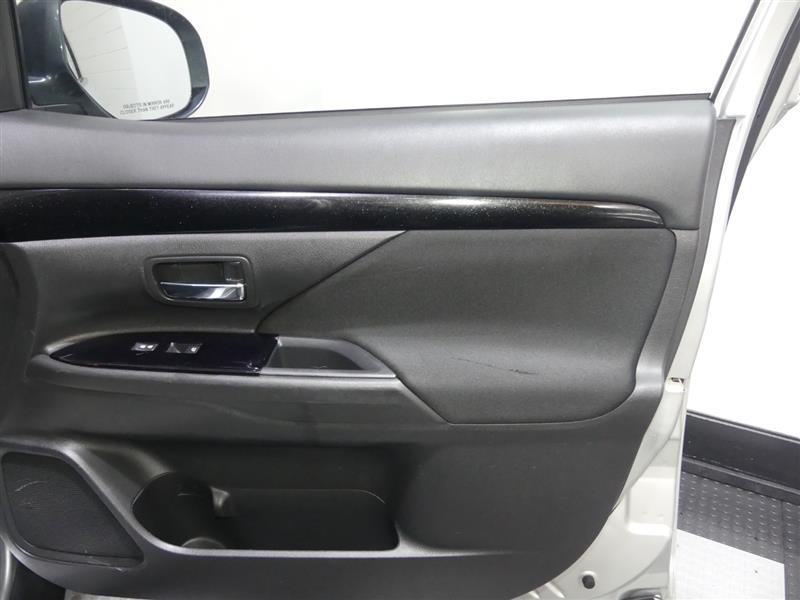 used 2020 Mitsubishi Outlander car, priced at $11,990