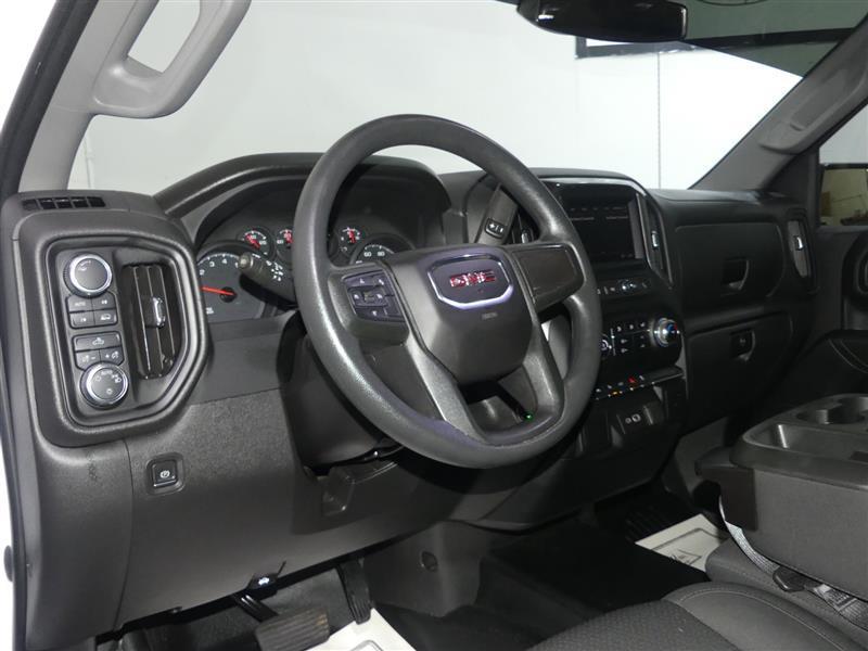 used 2022 GMC Sierra 1500 car, priced at $31,990