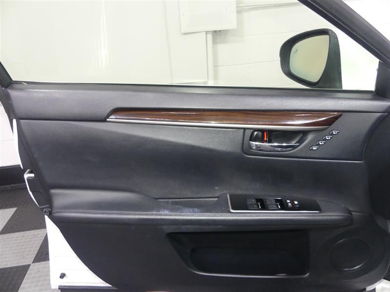 used 2016 Lexus ES 350 car, priced at $15,990
