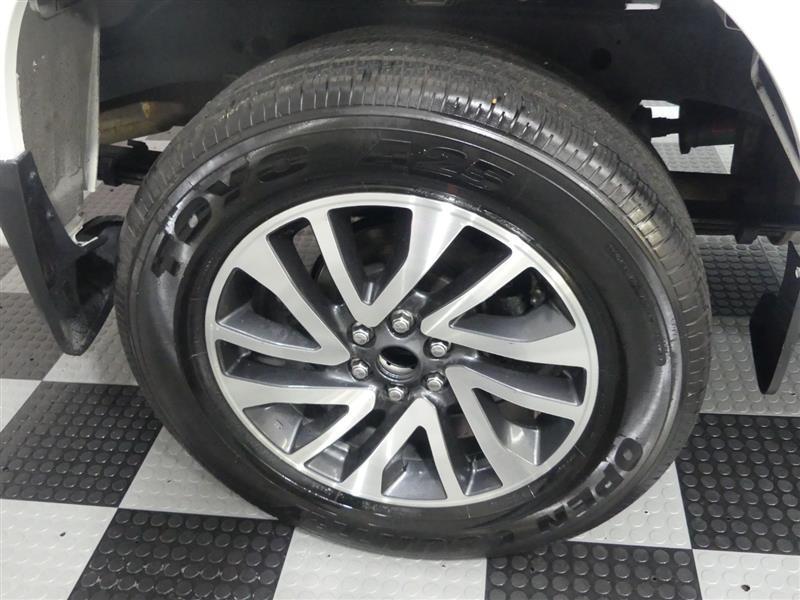 used 2022 Nissan Frontier car, priced at $18,990