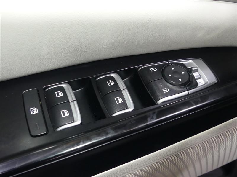 used 2022 Kia Carnival car, priced at $20,990