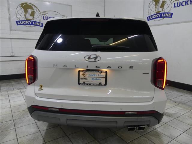 used 2025 Hyundai Palisade car, priced at $39,990