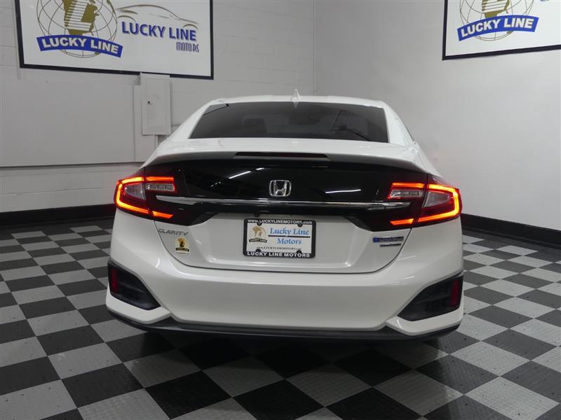 used 2018 Honda Clarity Plug-In Hybrid car, priced at $16,990